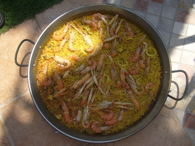 Spanish Paella - Made in sidra400.com